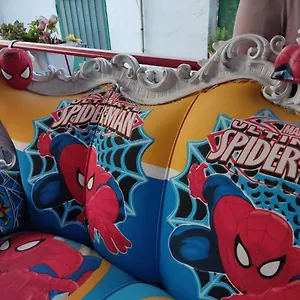 بيت ضيافة Spiderman House, كاتانيا