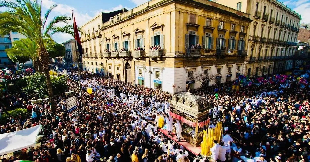 Appartamento A Casa Distefano, A Catania Centro!